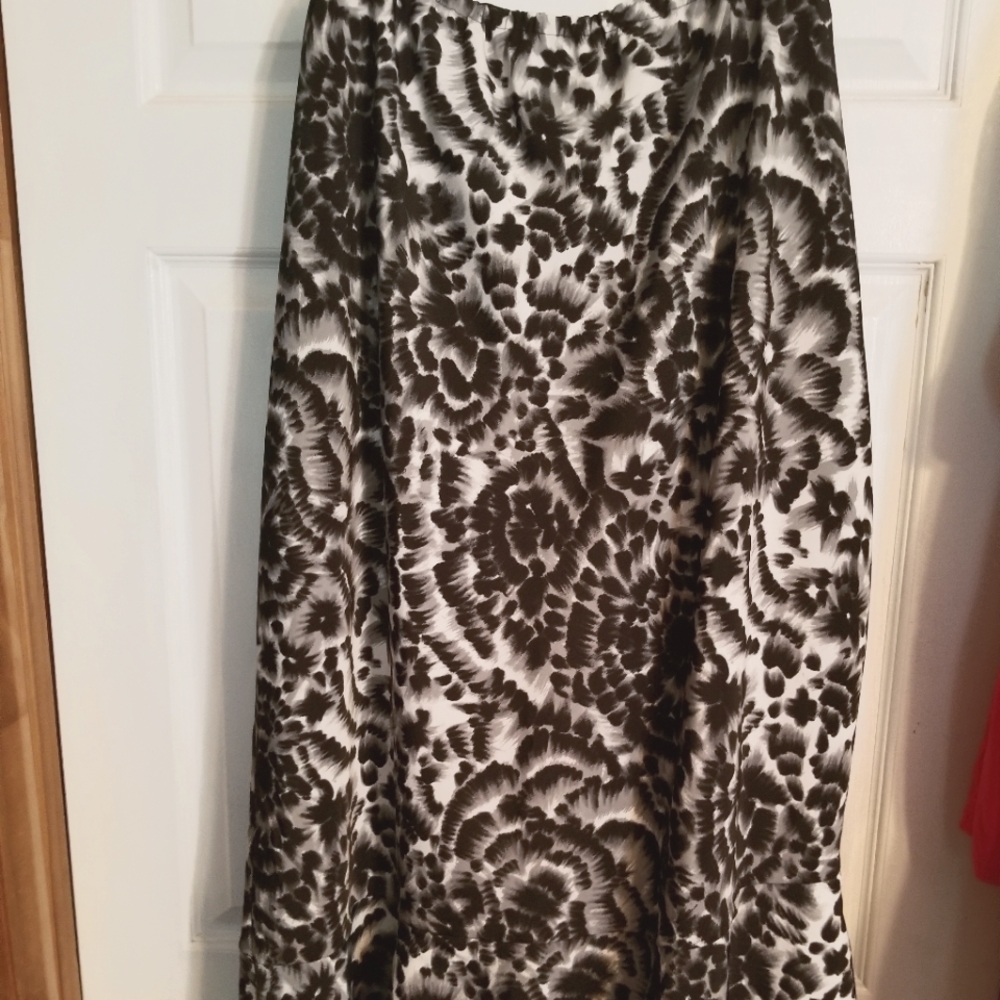 Cato black and gray fully lined ankle length pull on skirt